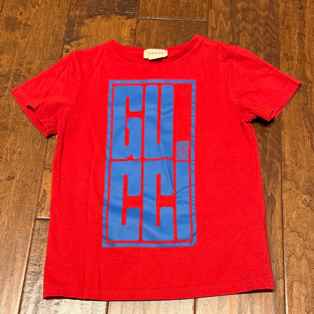 Gucci Kids Red Tee with Blue Logo